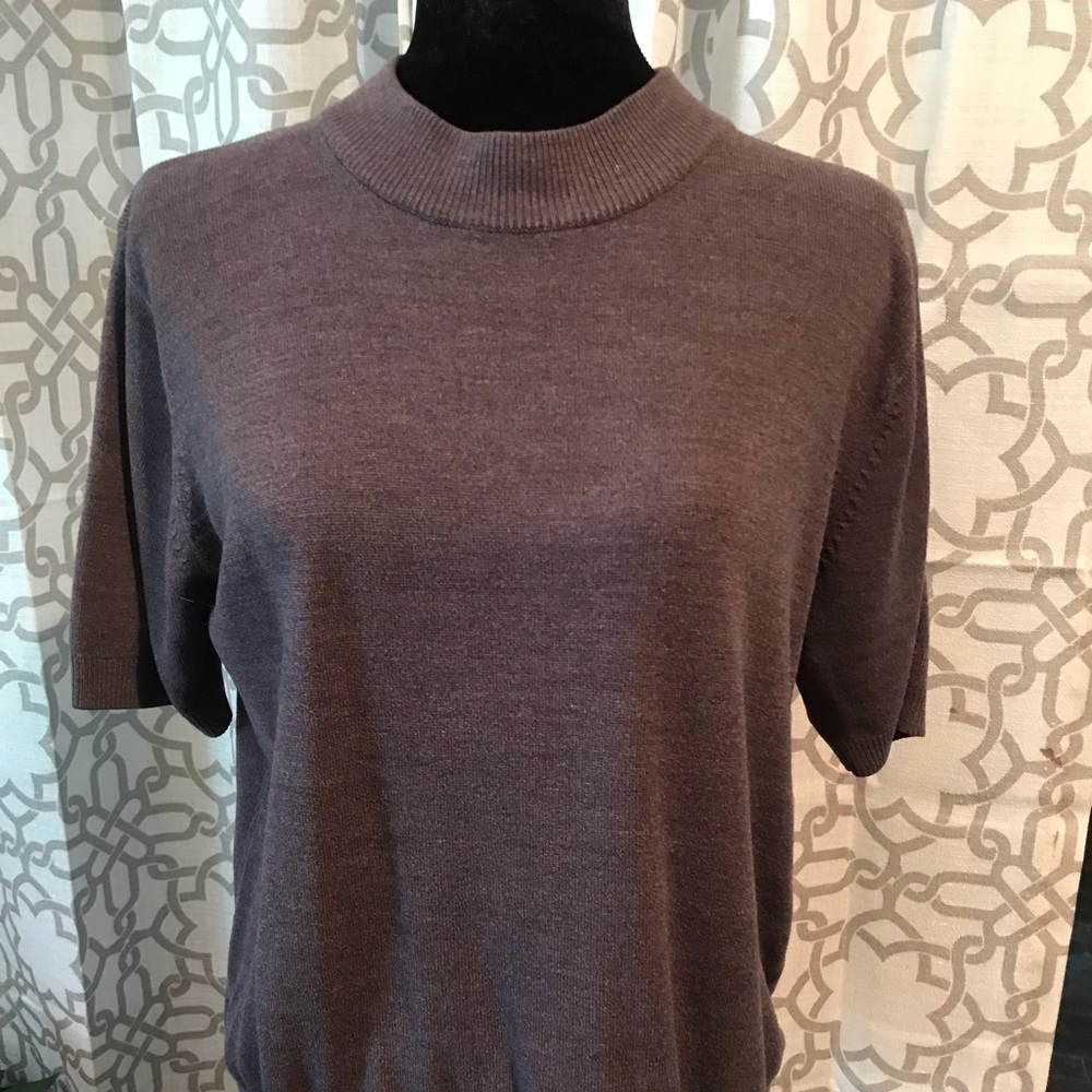 Pullover knit sweater by Sag Harbor size L
